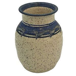 Vintage‎ Handmade Speckled Salt Glazed Beige & Cobalt Blue Signed Vase Pottery